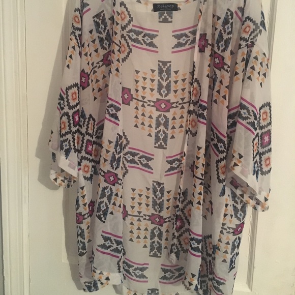 Kimono - Picture 2 of 4